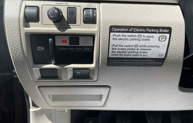 2010 Subaru Outback 2.5i Premium photo 19