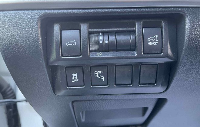 2017 Subaru Outback 3.6R Limited photo 21