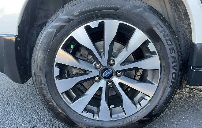 2017 Subaru Outback 3.6R Limited photo 24