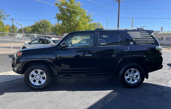 2019 Toyota 4Runner SR5 Premium photo 3